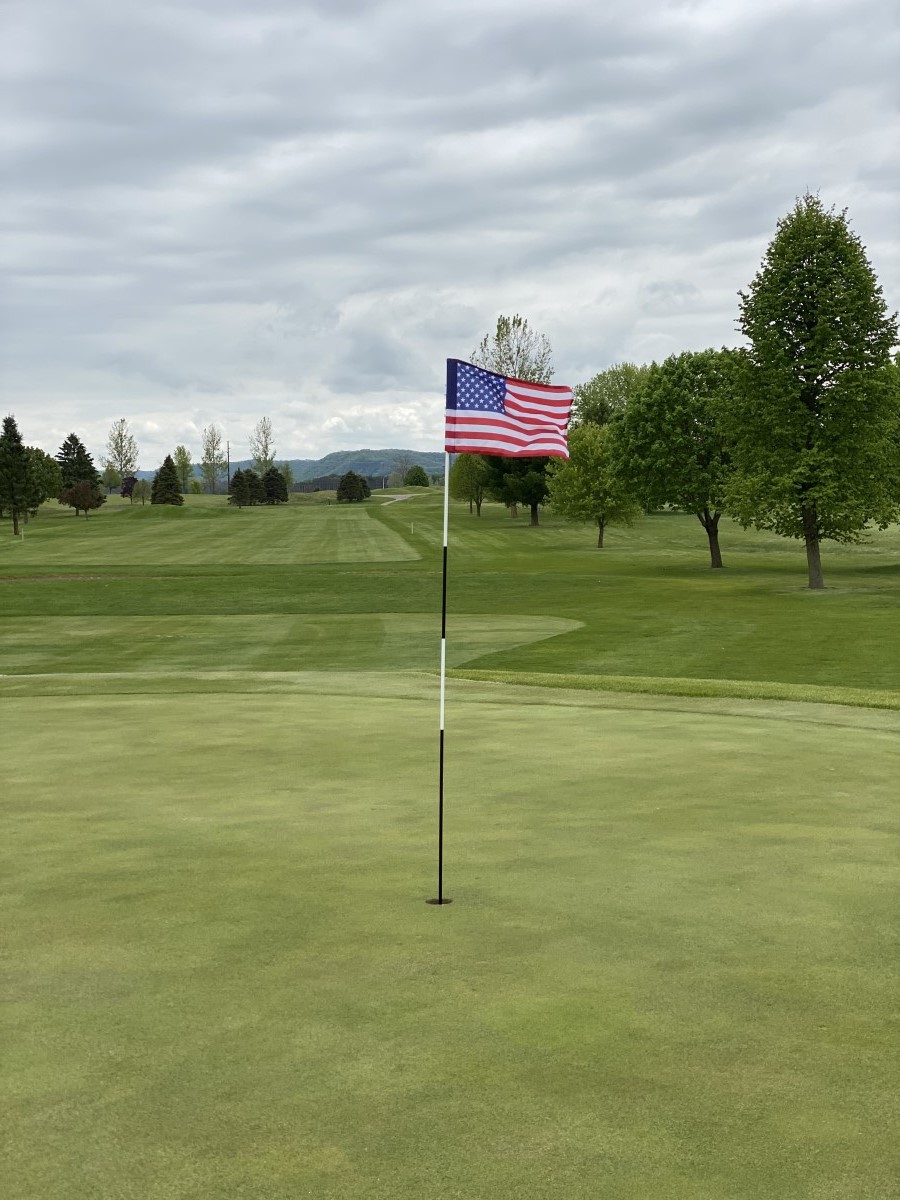 Flag-pic-9th-hole-new